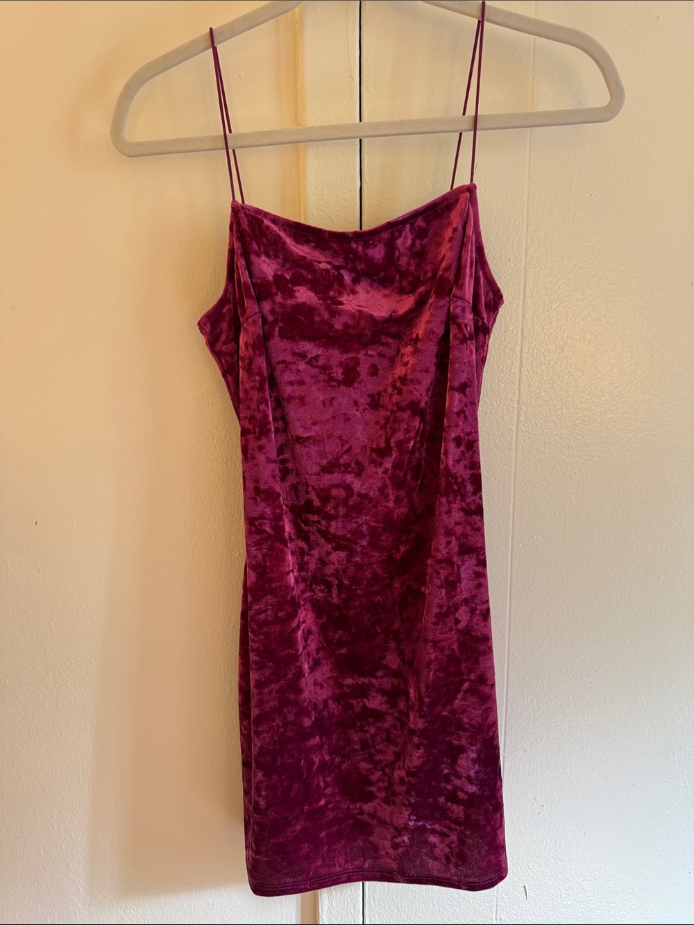 Urban Outfitters Crushed Velvet Spaghetti-Strap Mini Dress in Berry